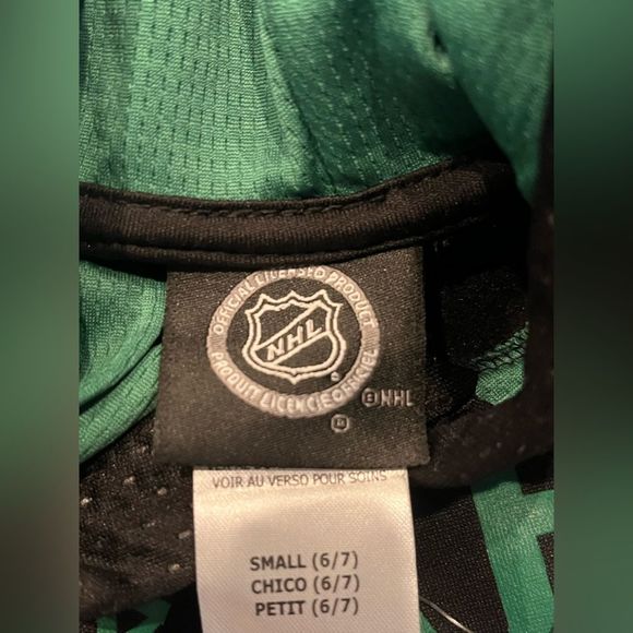 NHL Dallas Stars Hockey Officially Licensed Boys Black Green Hoodie Small. NEW! - Picture 5 of 8